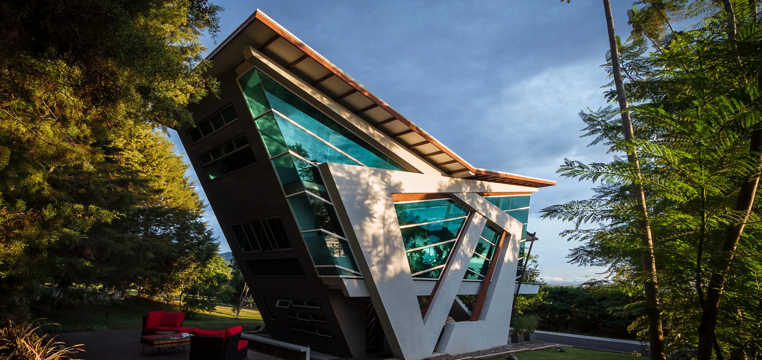 architecture modern design construction Alianz Loft